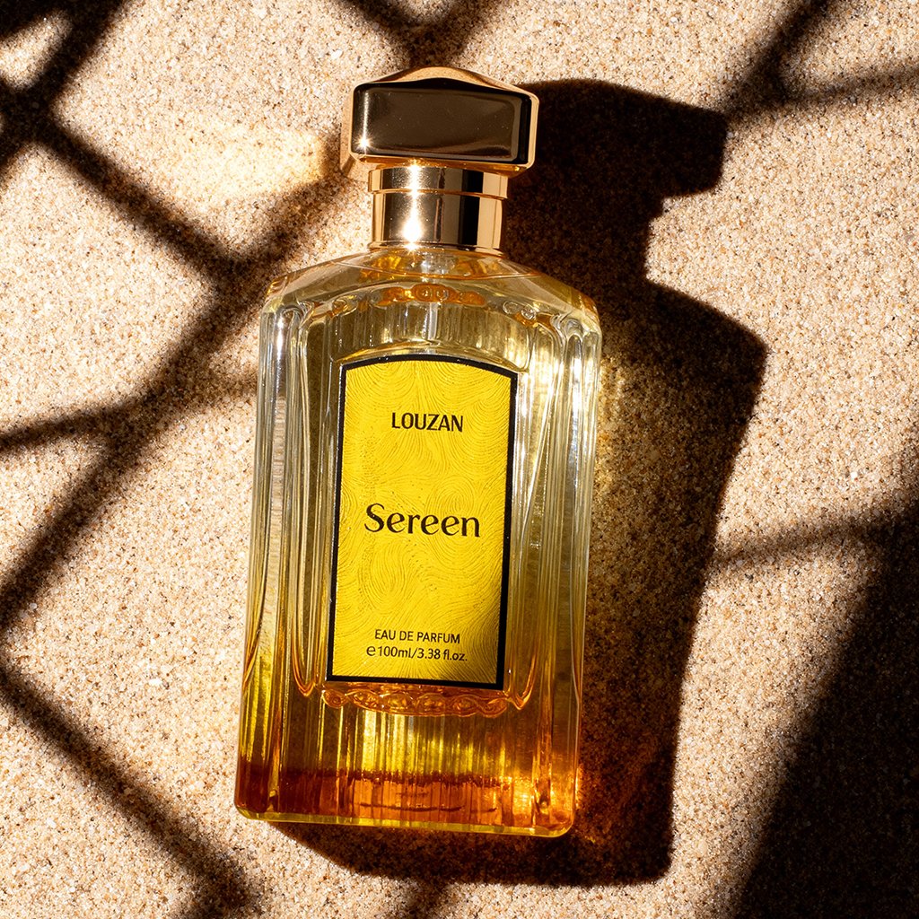 freepik__ultraluxury-editorial-perfume-stilllife-photograph__96131